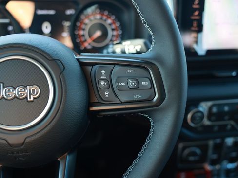 New 2026 Jeep Wrangler Unlimited Rubicon image 19