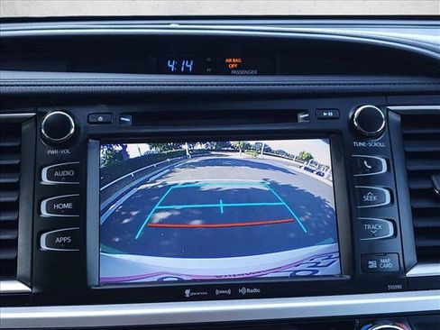 Certified 2019 Toyota Highlander SE AWD/4WD image 13