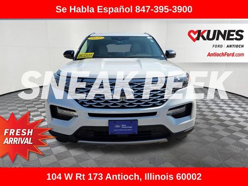 Certified 2021 Ford Explorer Platinum w/ Equipment Group 601A AWD/4WD image 2
