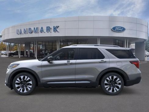 New 2026 Ford Explorer Platinum image 3