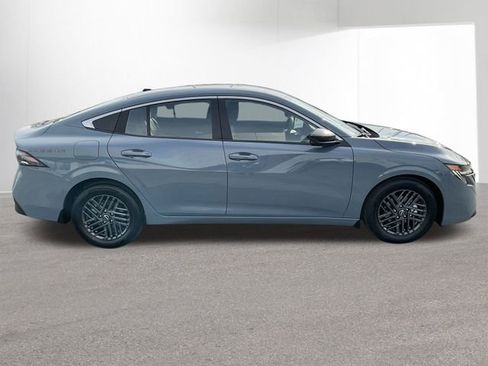 New 2026 Nissan Sentra SV w/ SV Convenience Package image 32