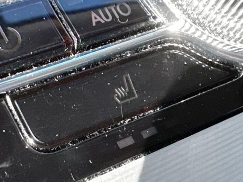 Used 2023 Lincoln Aviator Standard image 21