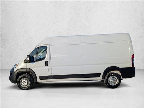 Used 2024 RAM ProMaster 2500 w/ Cold Weather Group image 9