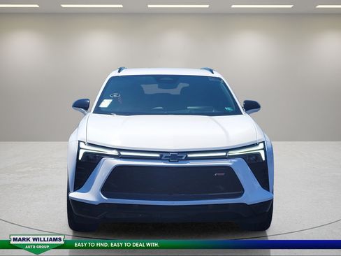 Used 2024 Chevrolet Blazer EV RS AWD/4WD image 9