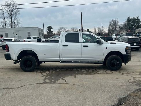 New 2026 RAM 3500 Tradesman AWD/4WD image 5