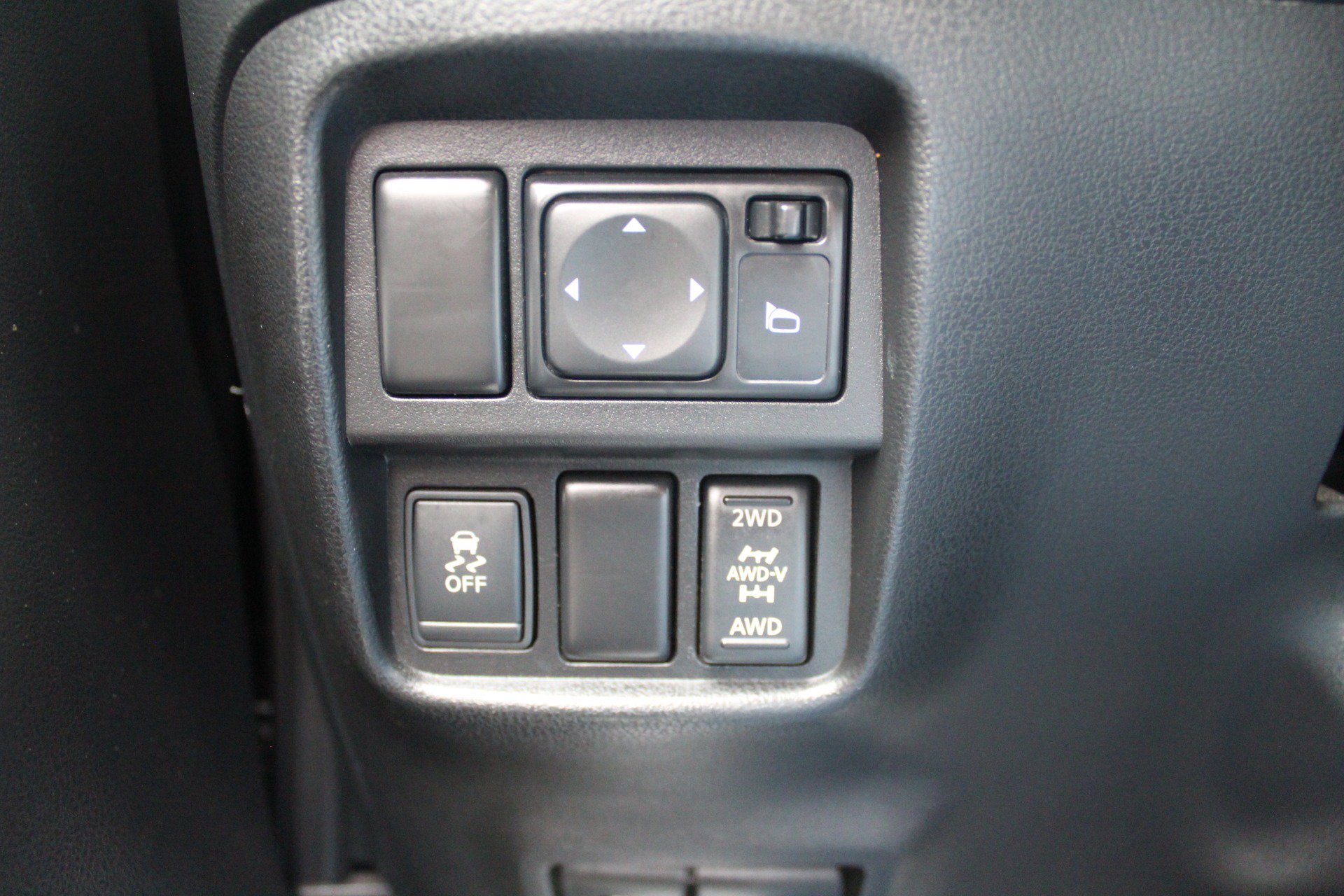 Used 2012 Nissan Juke S AWD/4WD image 21