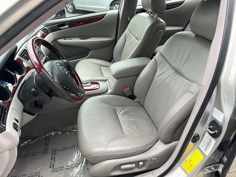 Used 2003 Lexus ES 330 image 6