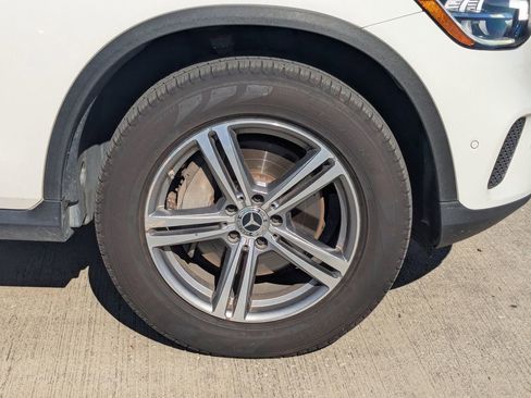 Certified 2021 Mercedes-Benz GLC 300 GLC 300 image 21