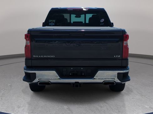 Used 2023 Chevrolet Silverado 1500 LTZ w/ Technology Package AWD/4WD image 2