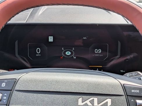 New 2026 Kia Sportage SX FWD image 15