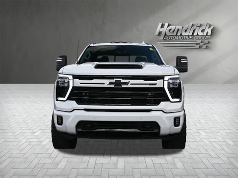 Used 2024 Chevrolet Silverado 2500 LTZ w/ LTZ Plus Package image 6