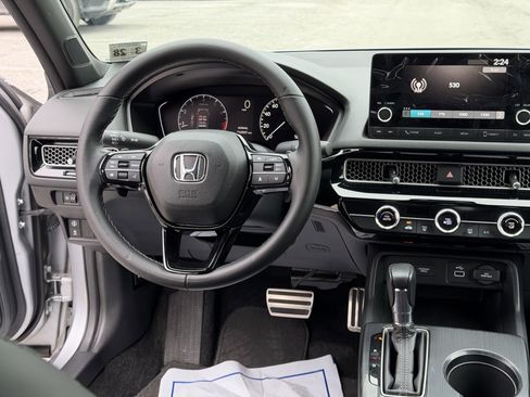 Used 2023 Honda Civic Sport image 17