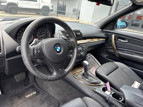 Used 2009 BMW 135i Convertible RWD image 3