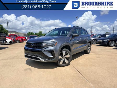 Used 2024 Volkswagen Taos S AWD/4WD image 1