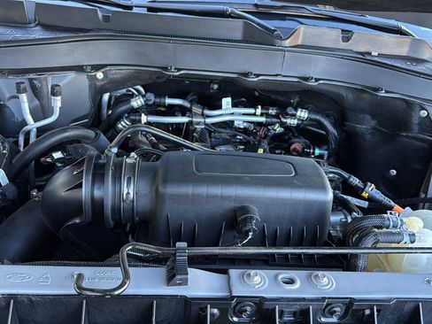 Certified 2023 Ford Explorer XLT image 30