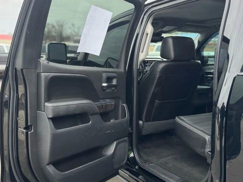 Used 2016 GMC Sierra 3500 Denali w/ Duramax Plus Package image 11