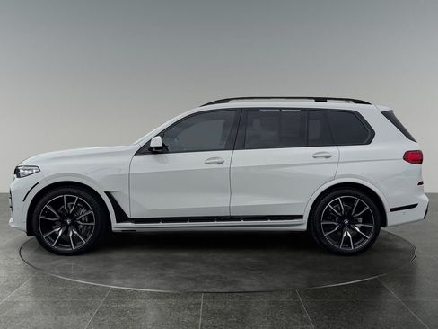 Used 2021 BMW X7 xDrive40i w/ M Sport Package AWD/4WD image 5