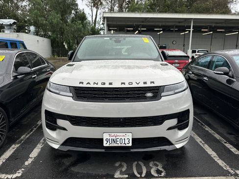 Used 2025 Land Rover Range Rover Sport Dynamic SE image 5