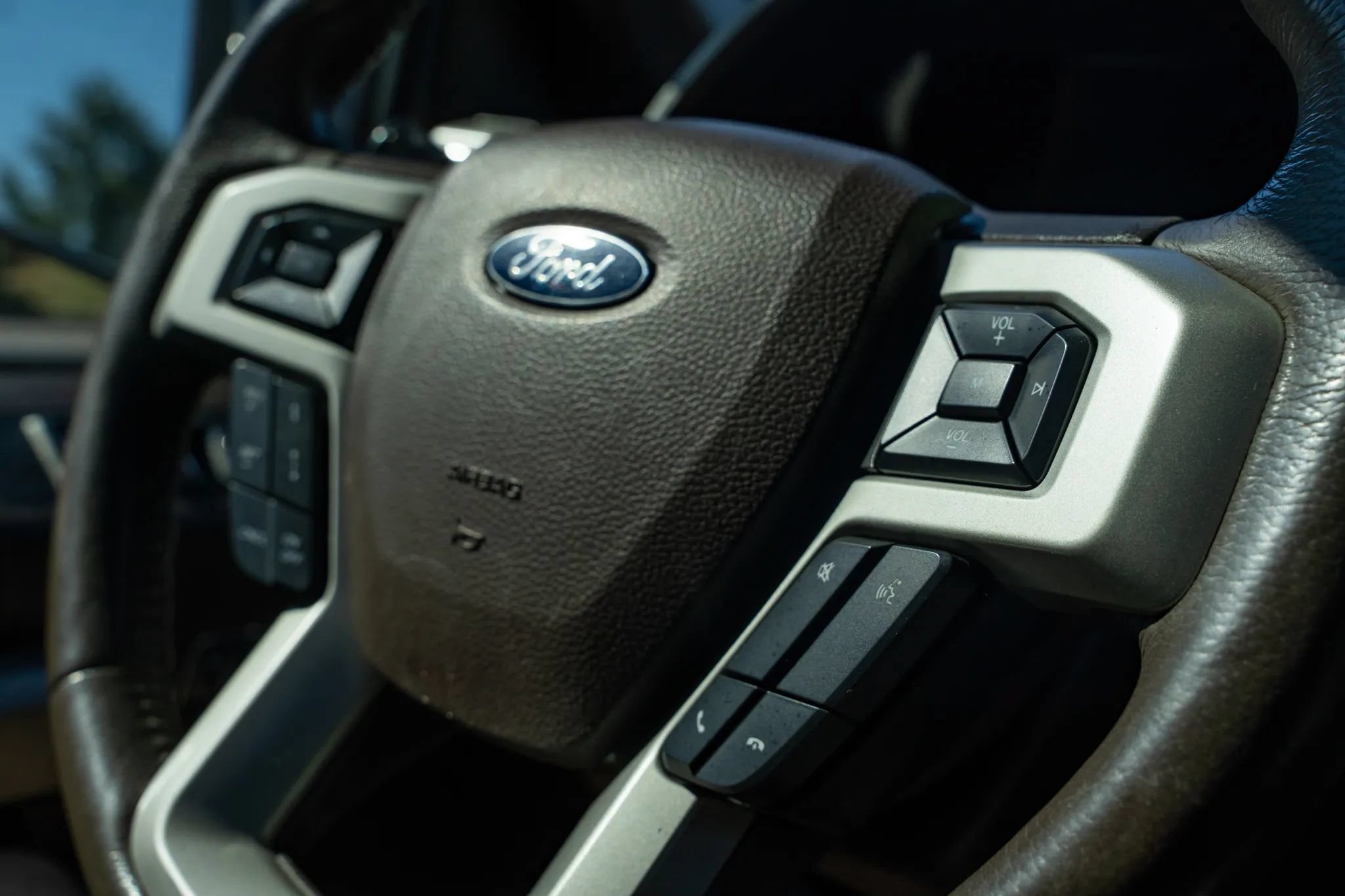 Used 2020 Ford F150 King Ranch w/ Equipment Group 601A Luxury AWD/4WD image 19