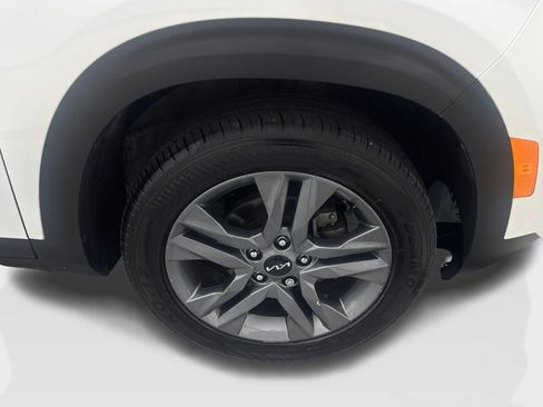 Used 2023 Kia Seltos S FWD image 82
