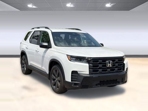 New 2026 Honda Pilot Sport image 7