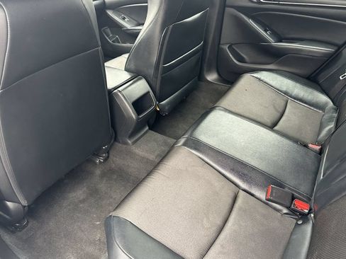 Used 2018 Honda Accord Sport image 12