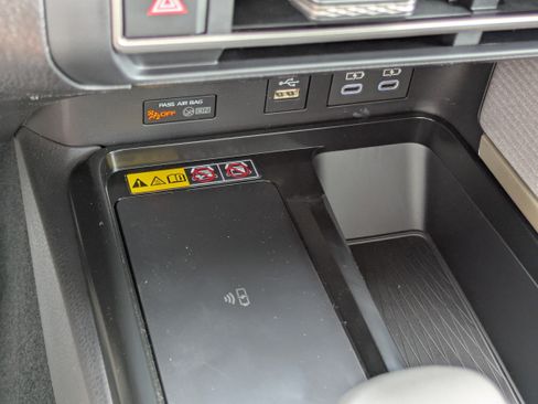 New 2026 Toyota Camry SE image 18