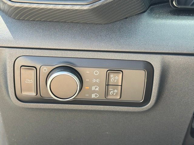 Used 2025 Ford Mustang Coupe RWD image 26