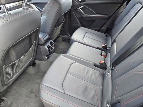 Certified 2025 Audi Q3 2.0T Premium Plus w/ Premium Plus Package image 40