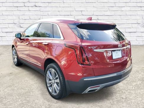 Certified 2023 Cadillac XT5 Premium Luxury w/ Technology Package image 2