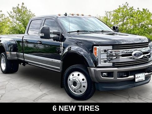 Used 2019 Ford F450 King Ranch w/ King Ranch Ultimate Package AWD/4WD image 9