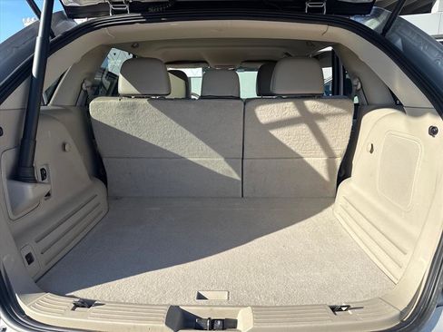 Used 2012 Lincoln MKX FWD image 11