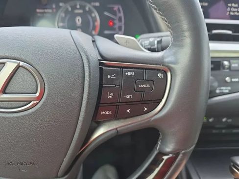 Used 2019 Lexus ES 350 w/ Premium Package FWD image 20