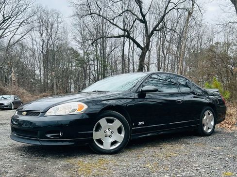 Used 2006 Chevrolet Monte Carlo SS w/ Convenience Package image 3