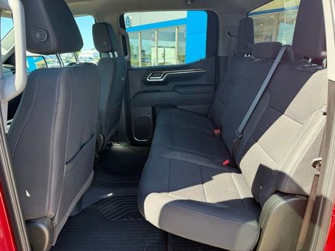 Used 2025 Chevrolet Silverado 1500 RST AWD/4WD image 31