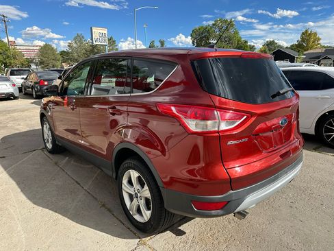 Used 2016 Ford Escape SE image 10