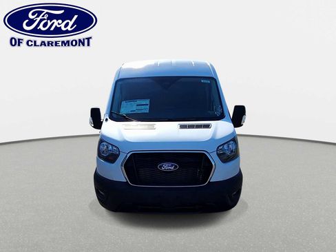 New 2026 Ford Transit 250 148 Medium Roof Extended AWD image 3