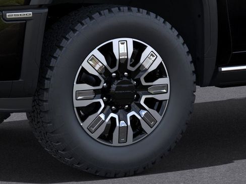 New 2025 GMC Sierra 2500 Denali image 9