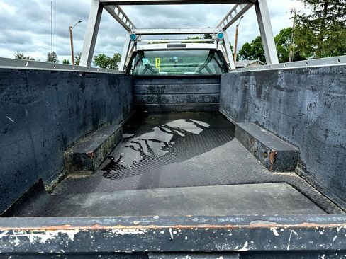 Used 2006 Ford F450 XL image 4