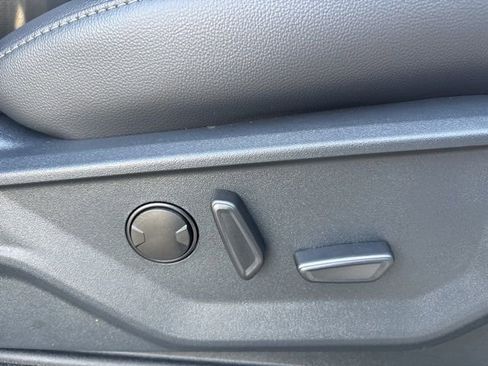 New 2025 Ford F150 Lariat w/ Equipment Group 501A Mid image 25