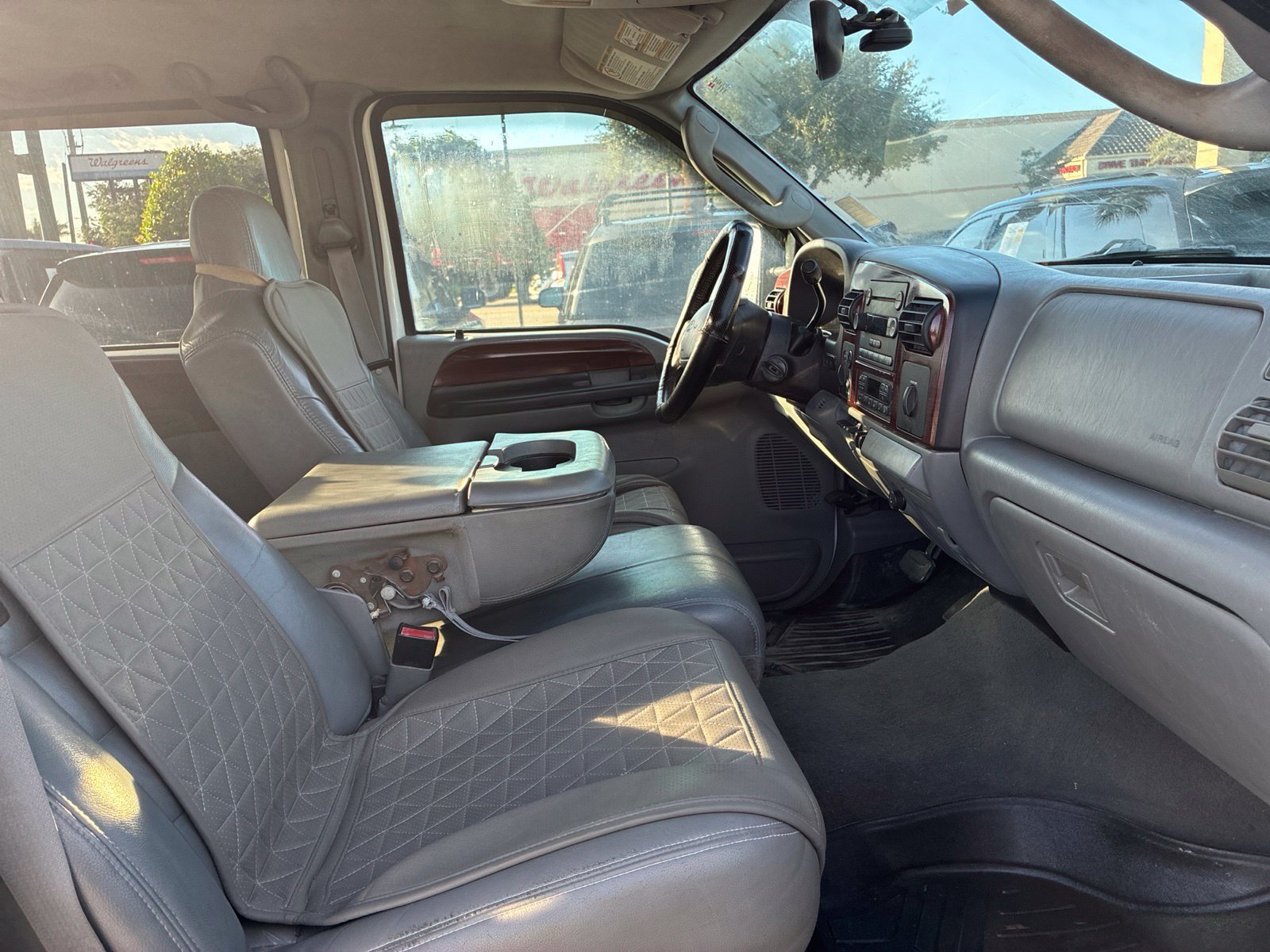 Used 2005 Ford F250 Lariat AWD/4WD image 12