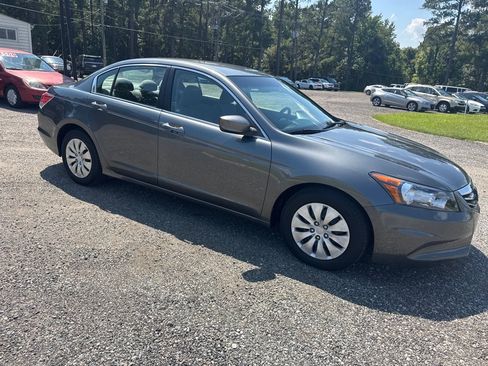 Used 2011 Honda Accord LX image 16