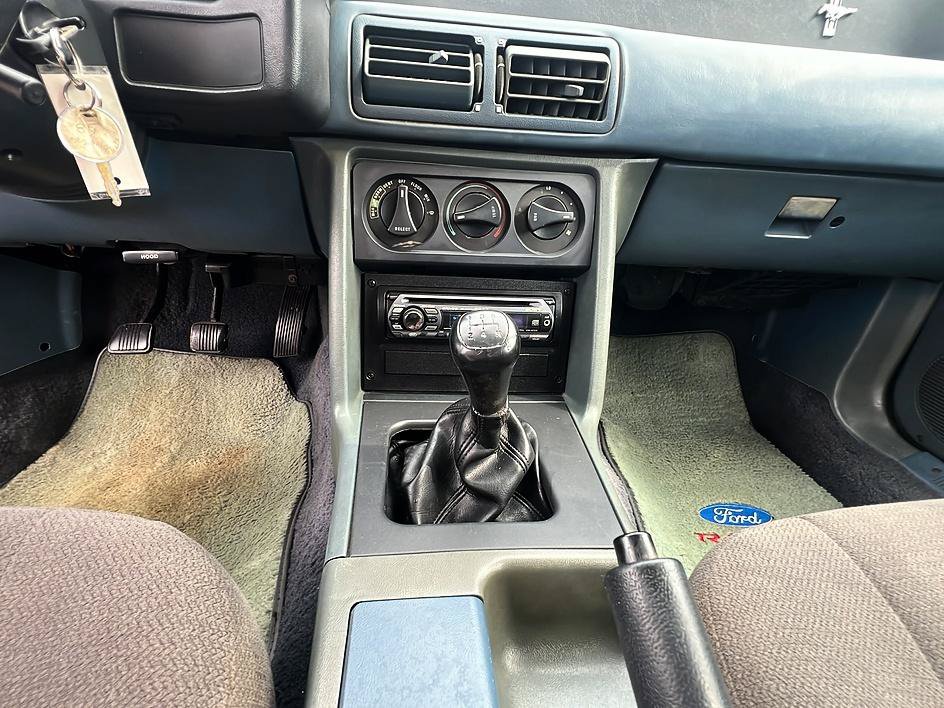 Used 1989 Ford Mustang LX RWD image 14