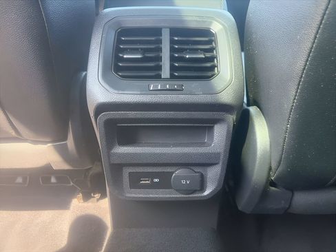 Used 2019 Volkswagen Tiguan SE w/ Panoramic Sunroof Package AWD/4WD image 19