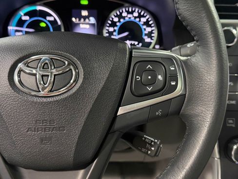 Used 2017 Toyota Camry XLE image 20