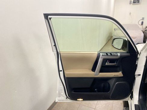 Used 2023 Toyota 4Runner Limited image 14