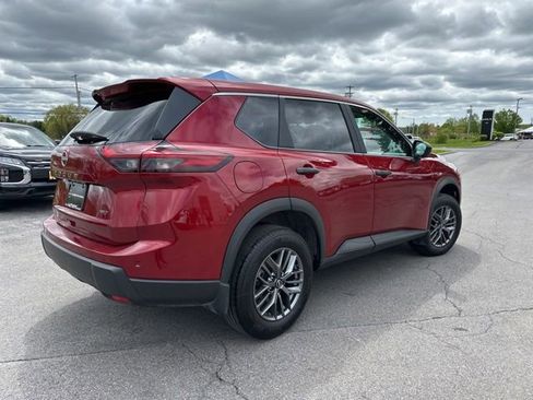 Certified 2025 Nissan Rogue S AWD/4WD image 5