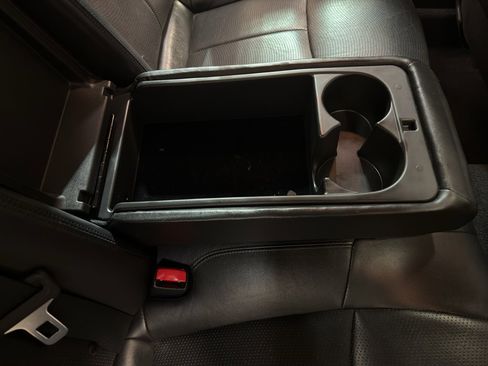 Used 2015 INFINITI Q70 3.7 image 28