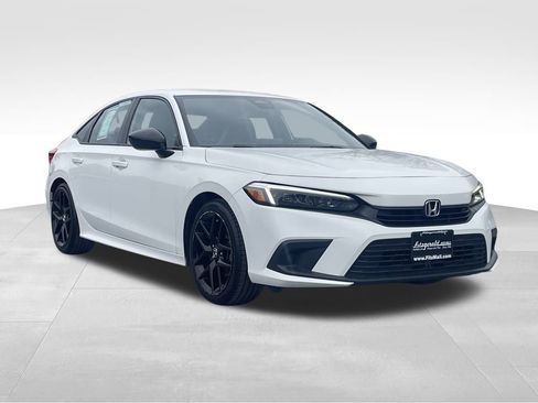 Used 2022 Honda Civic Sport image 1