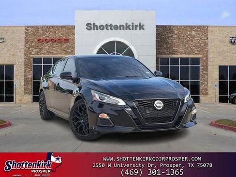 Used 2019 Nissan Altima 2.5 SR image 1